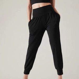 Athleta Salutation Jogger Black XL